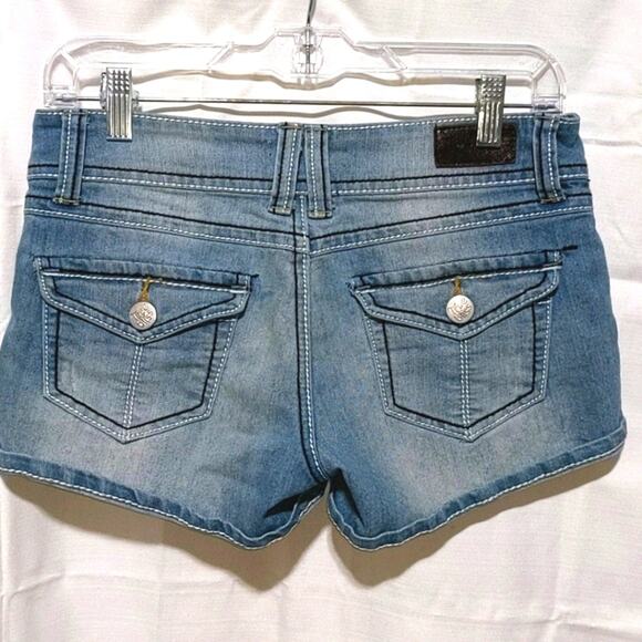 TRUE BLISS Distressed Denim Jean Shorts Size 5 - Picture 2 of 8